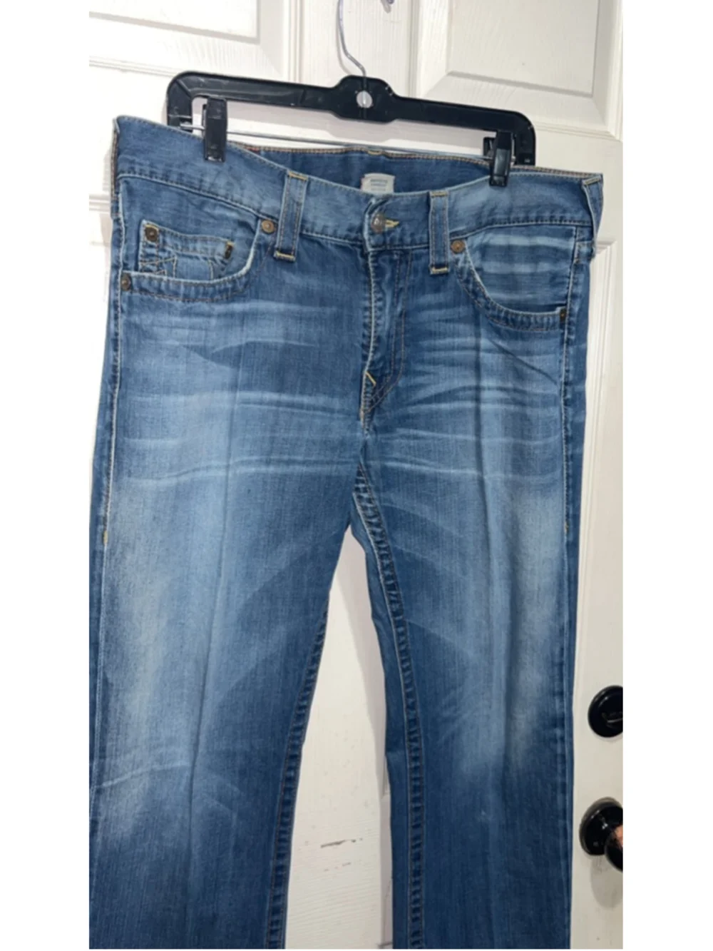 True religion men’s size 36 loose fit jeans